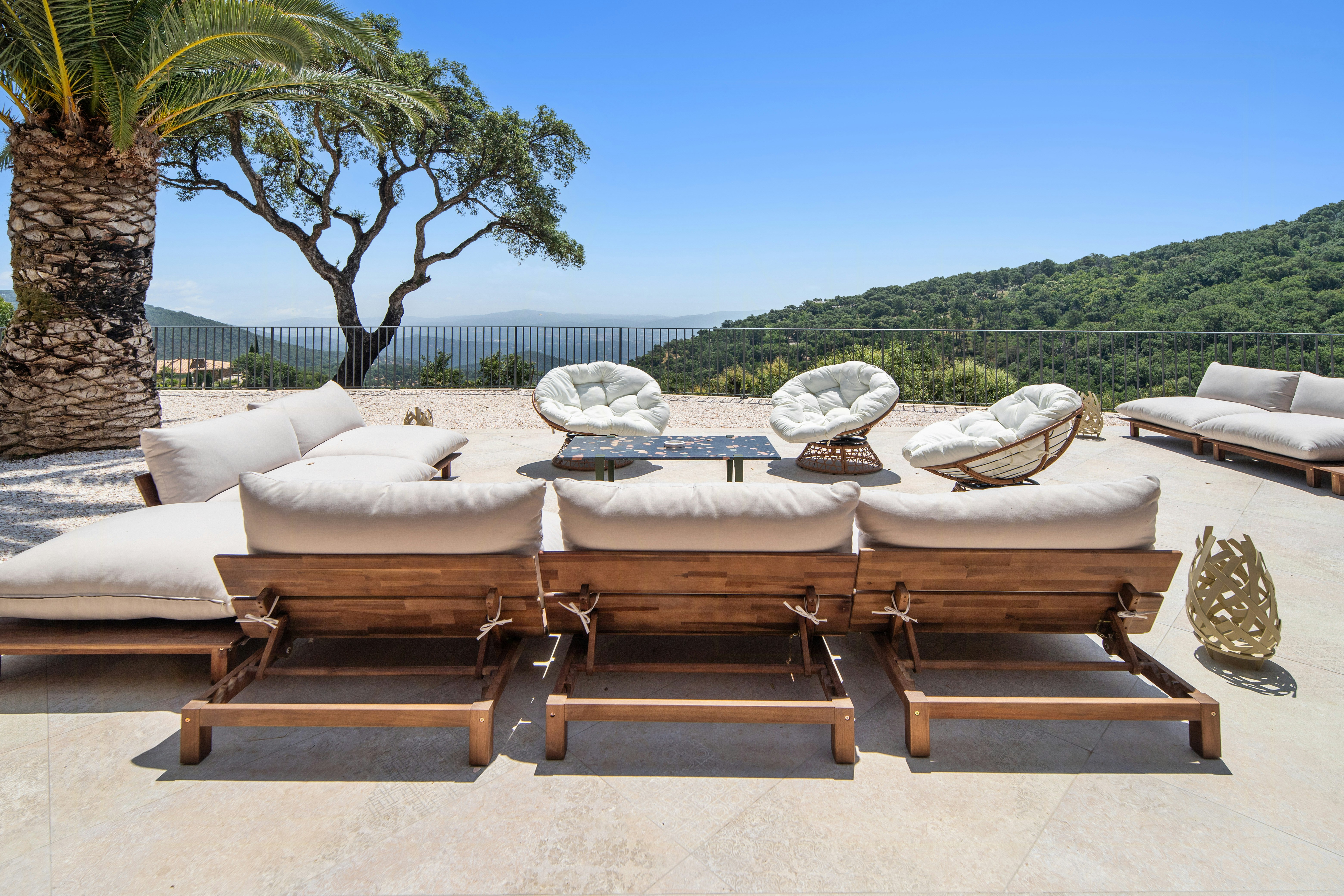 La Garde-Freinet cover image