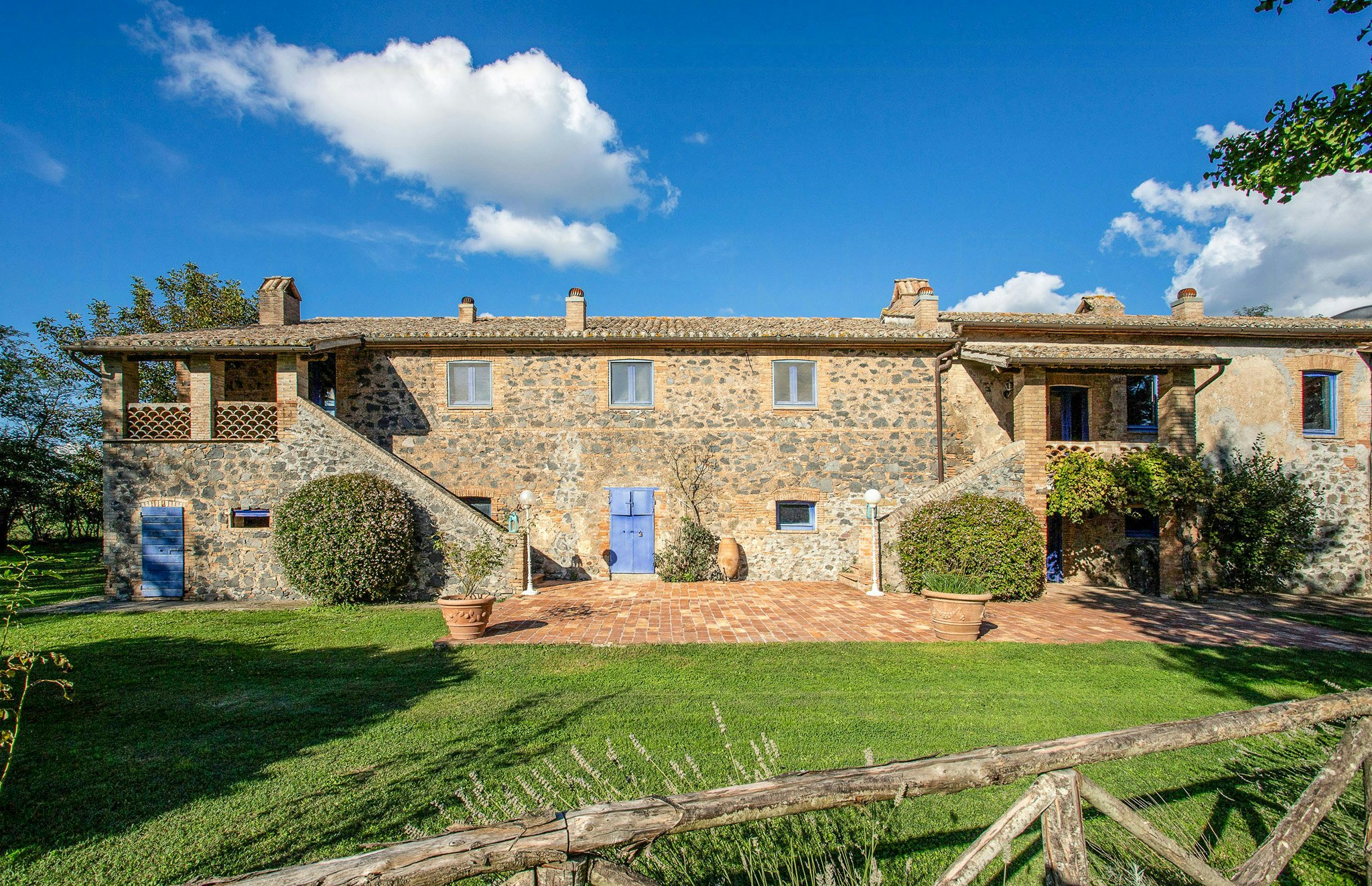 Castel Giorgio cover image