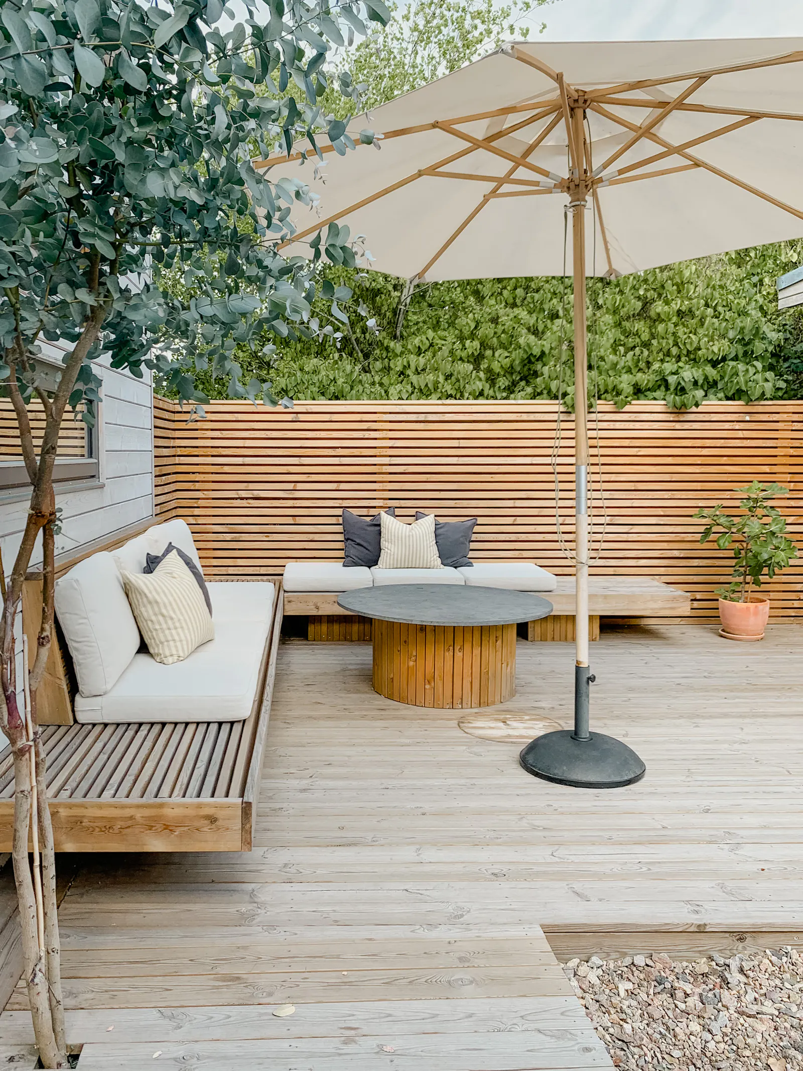 Harmoni i Furuboda: arkitektritad familjeoas – bild 4 av 24