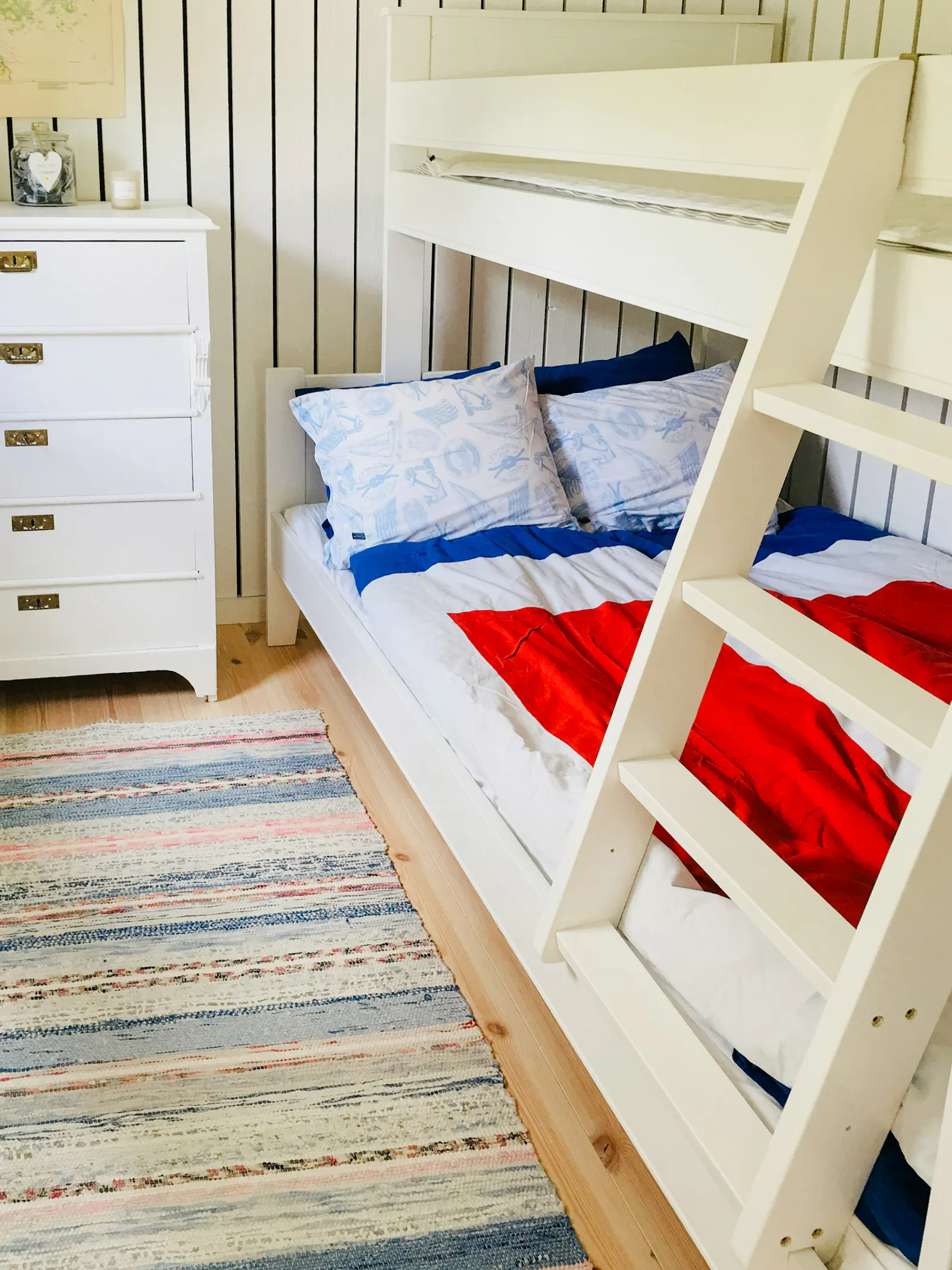 Skärgårdshus med gästhus nära Skärså fiskeläge – bild 17 av 24