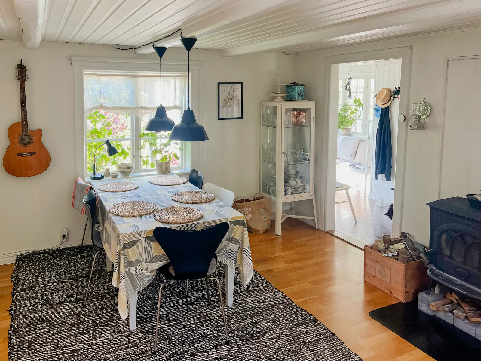 Lantlig bondgård från 1800-talet vid Västra Näs – bild 7 av 24