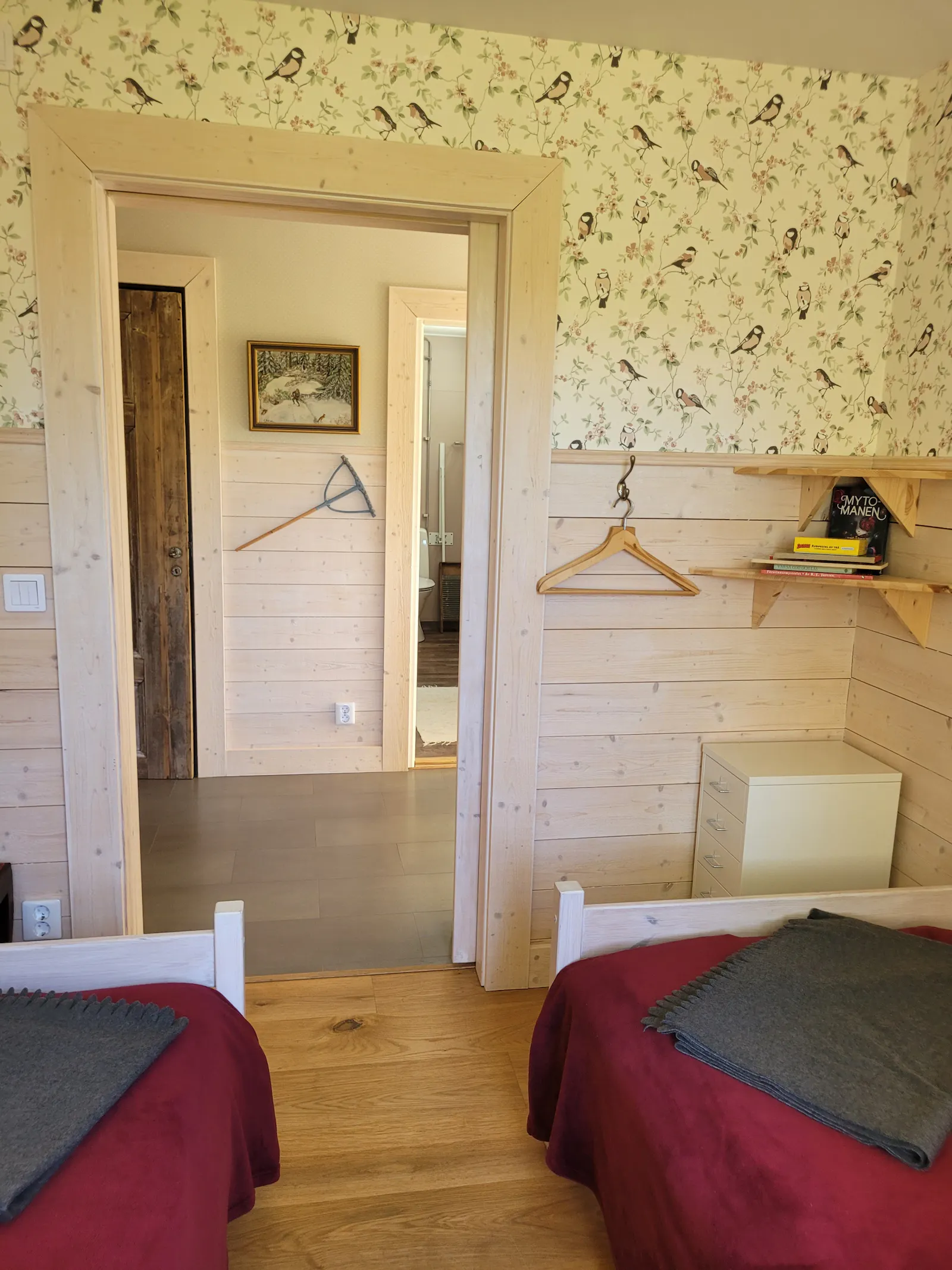 Gårdshus med hjorthägn – bild 16 av 21