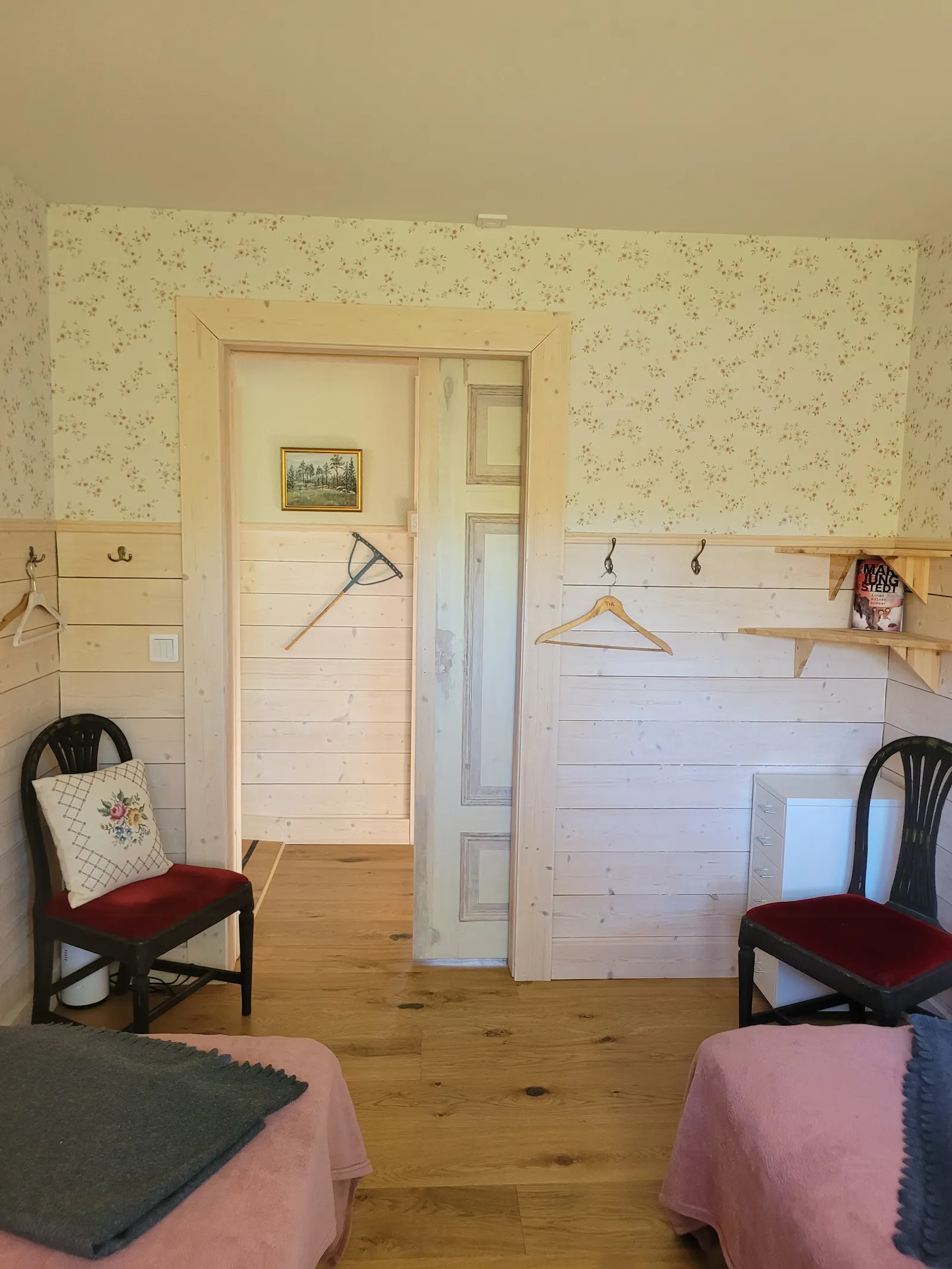Gårdshus med hjorthägn – bild 14 av 21