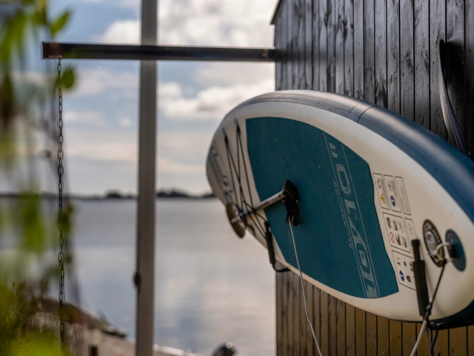 Hus med bastu och brygga vid fjorden nära Trosa – bild 22 av 24