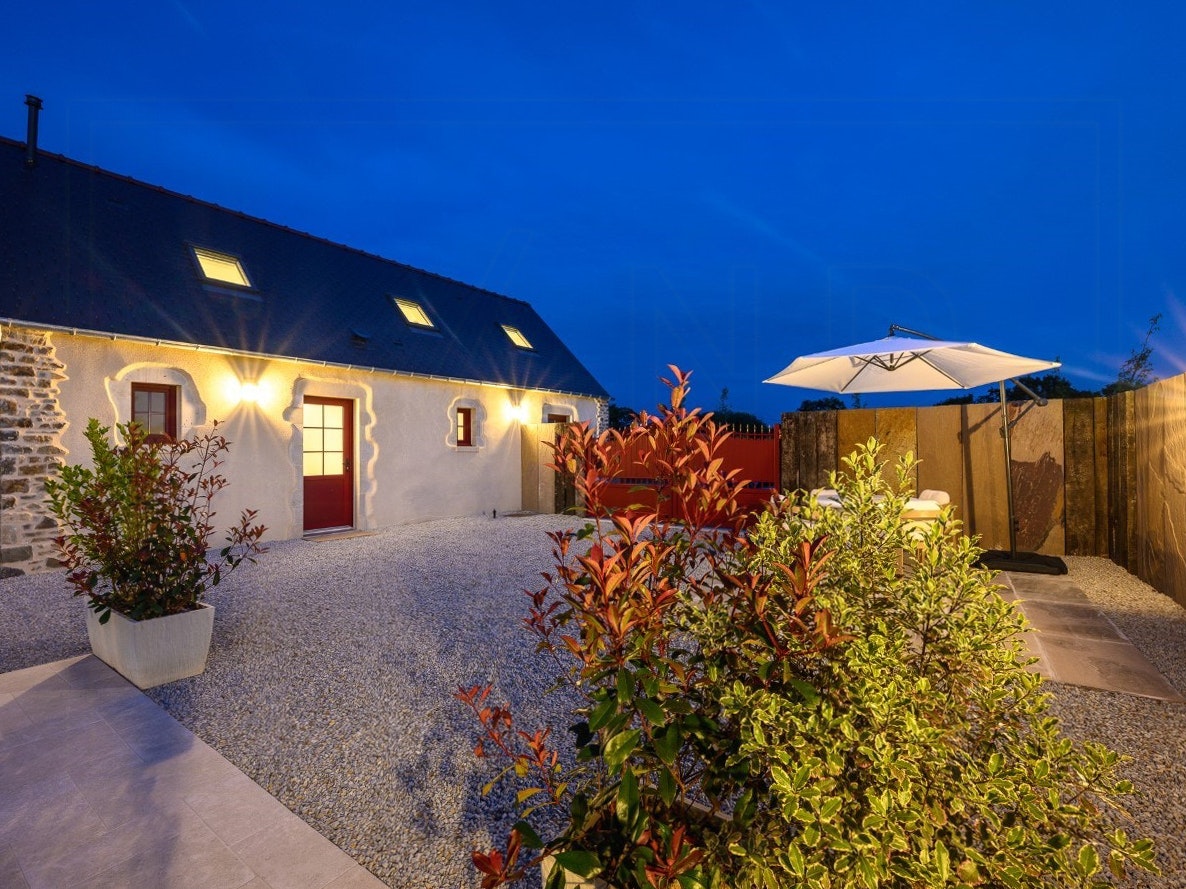 Saint-Sauveur-le-Vicomte cover image
