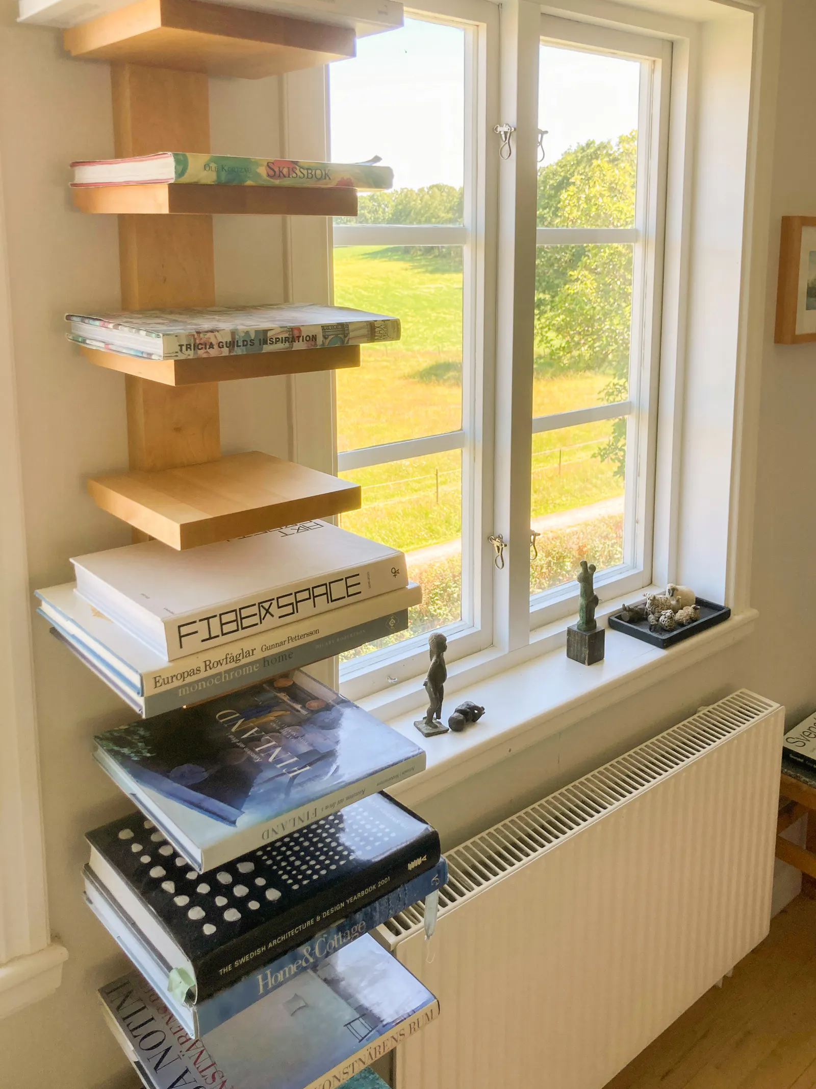 Gårdshus i Bohuslän nära hav och natur – bild 12 av 24
