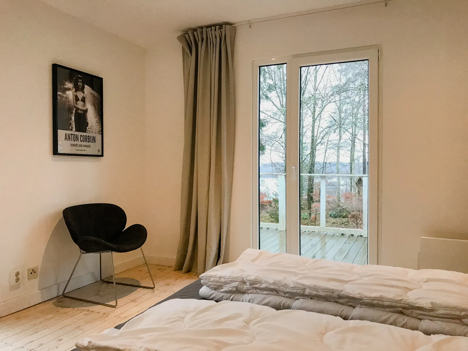 Sjövillan med bastu och badtunna i Gerastorp – bild 18 av 24