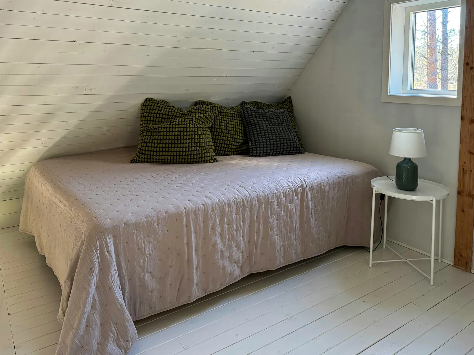 Nybyggt trähus på Öland med panoramafönster – bild 9 av 23