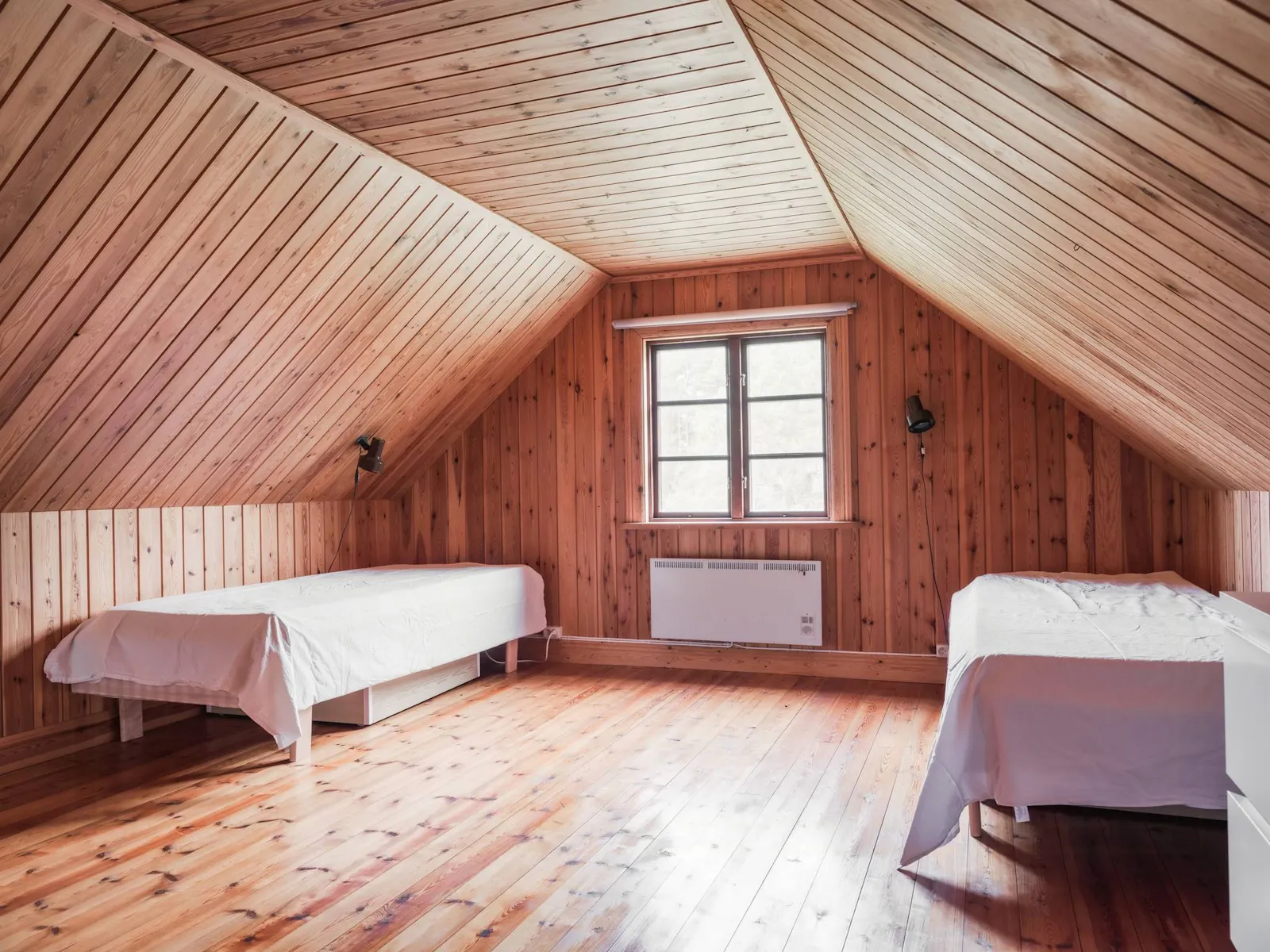 1800-talsgård i kalksten på Gotlands Hangvar – bild 16 av 24