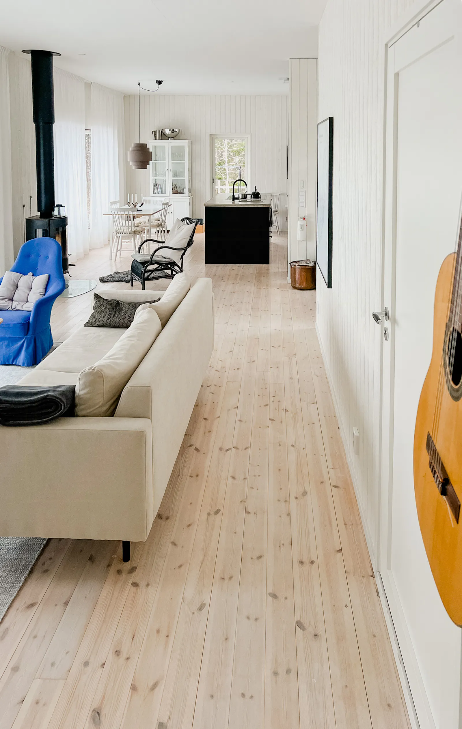 Skärgårdshus med havsutsikt och naturlig charm – bild 6 av 21