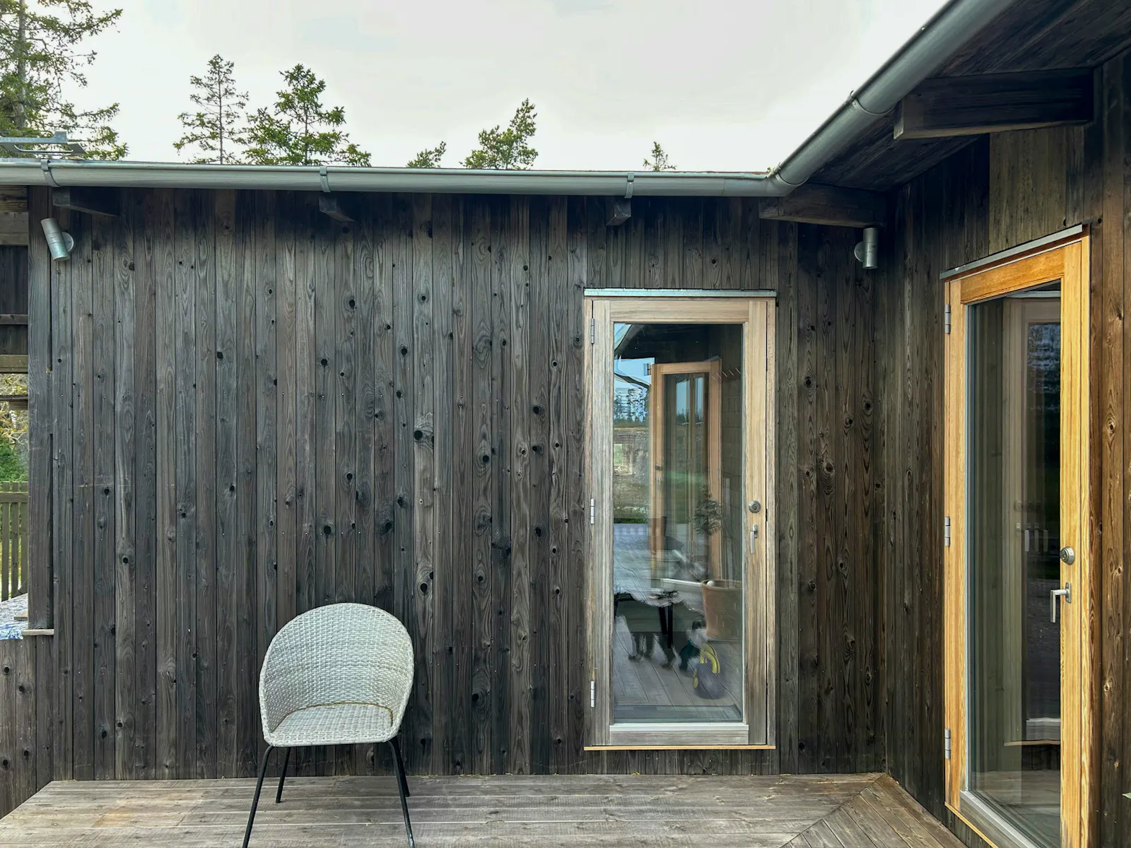 Trästugor vid kalkbrott med utsikt – bild 10 av 24