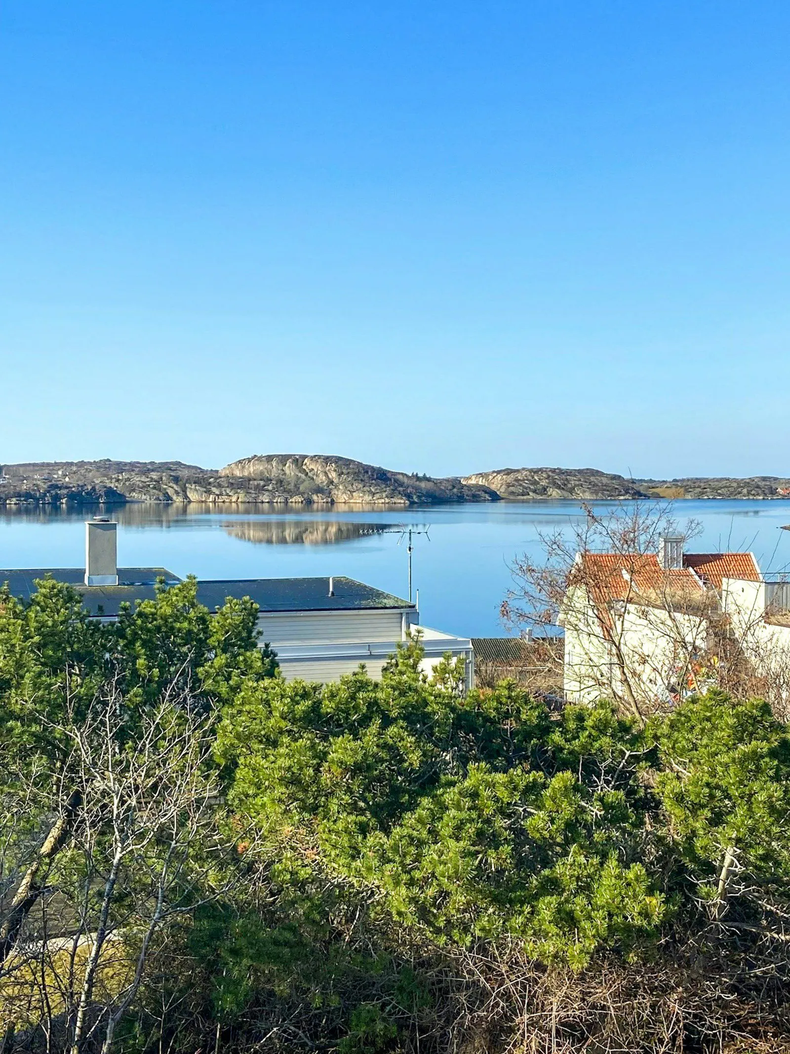 Villa med underbar havsutsikt i Fjällbacka – bild 3 av 18