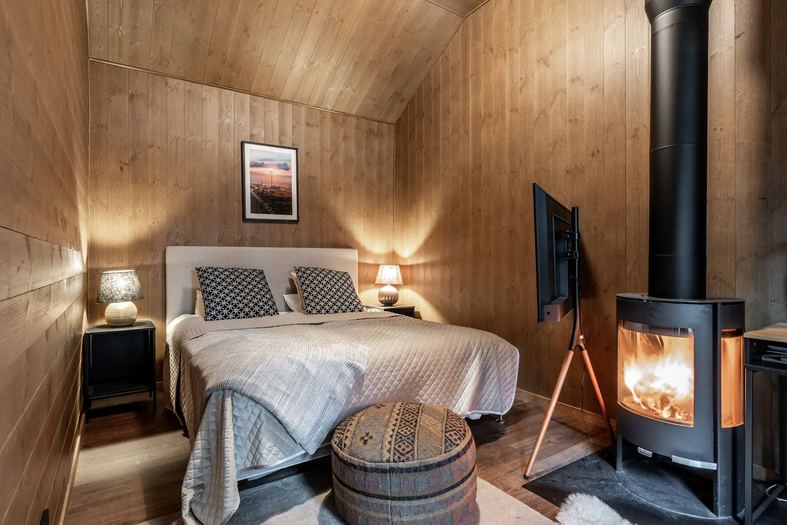 Modernt hus med bastu och fjällutsikt – bild 15 av 24