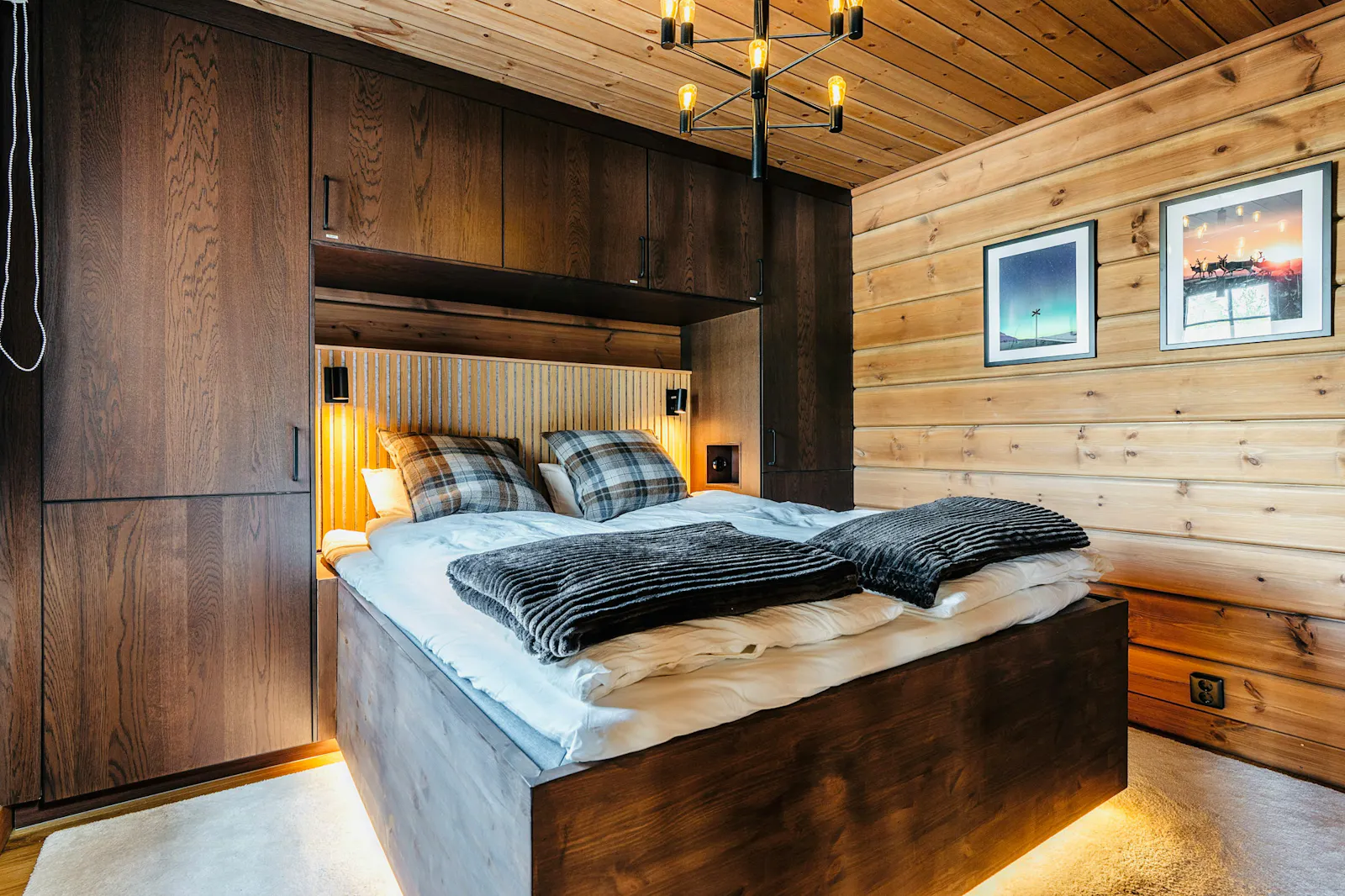 Fjällstuga med hög takhöjd och plats för 11 gäster – bild 21 av 24
