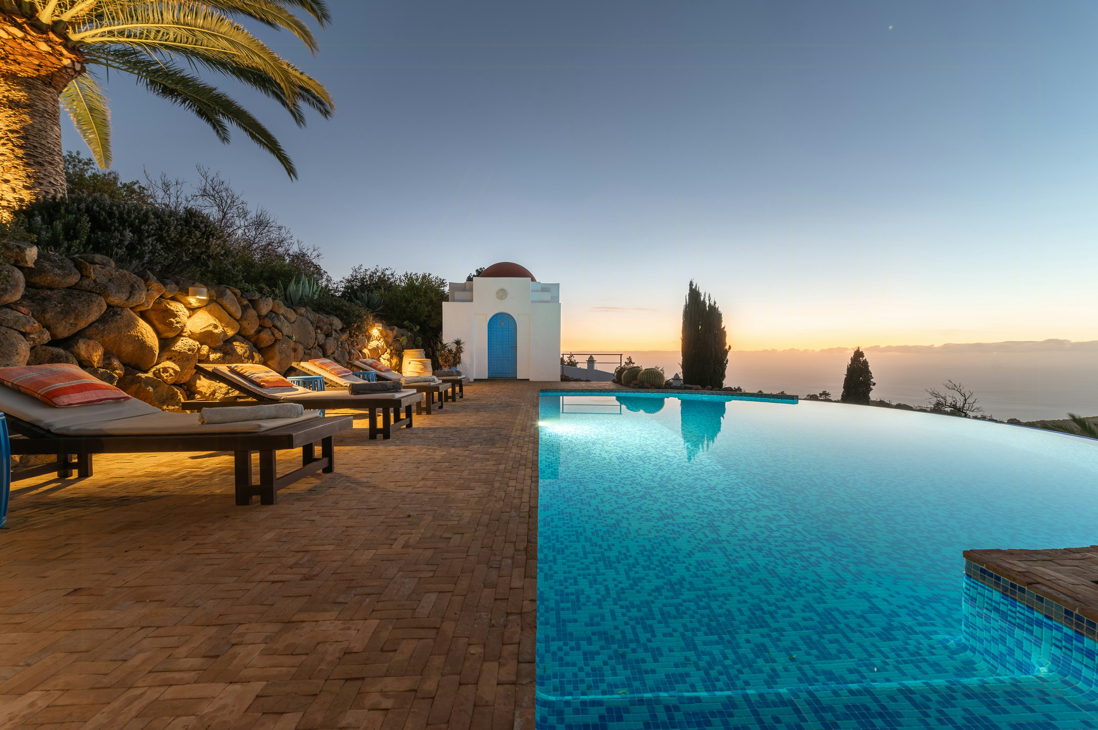 Santa Cruz de Tenerife cover image