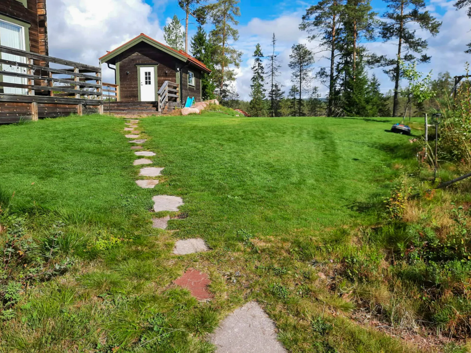Stort hus med bastu vid nära Vasaloppslängdspåren – bild 21 av 24