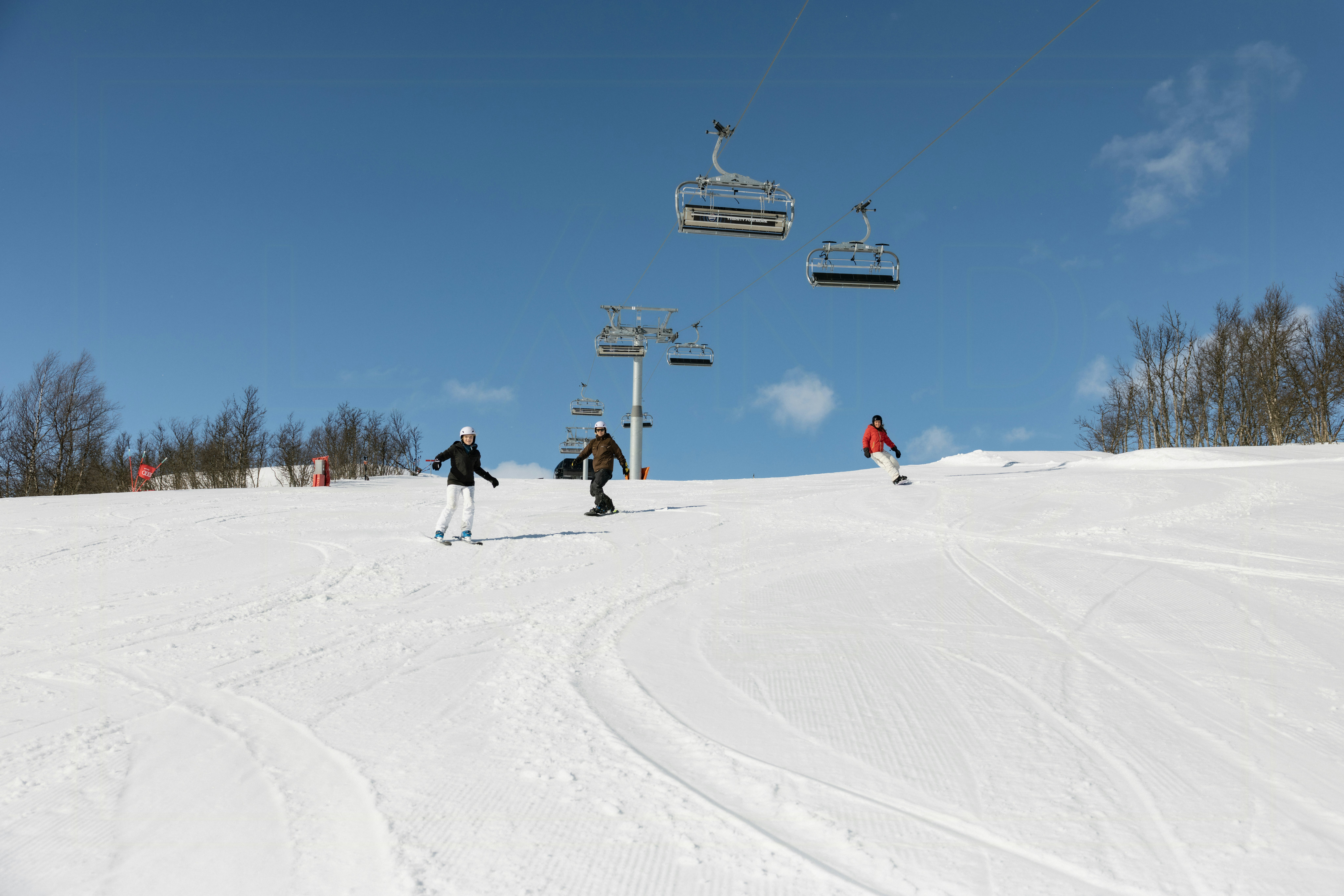 Nära till alpina backar cover image