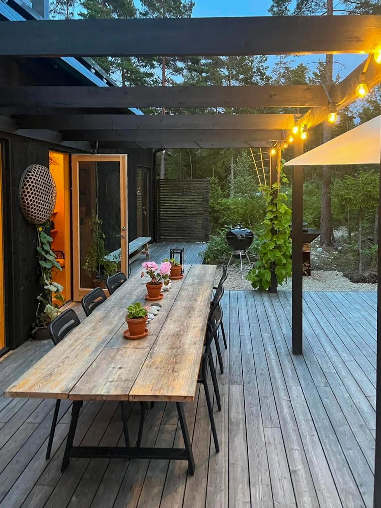 Modernt arkitektritat ladhus vid Ekstakusten – bild 10 av 18