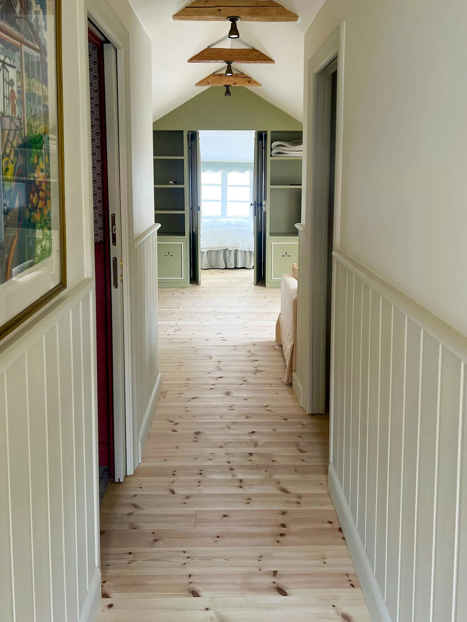 Nyrenoverat hus vid havet på Värmdö – bild 19 av 24