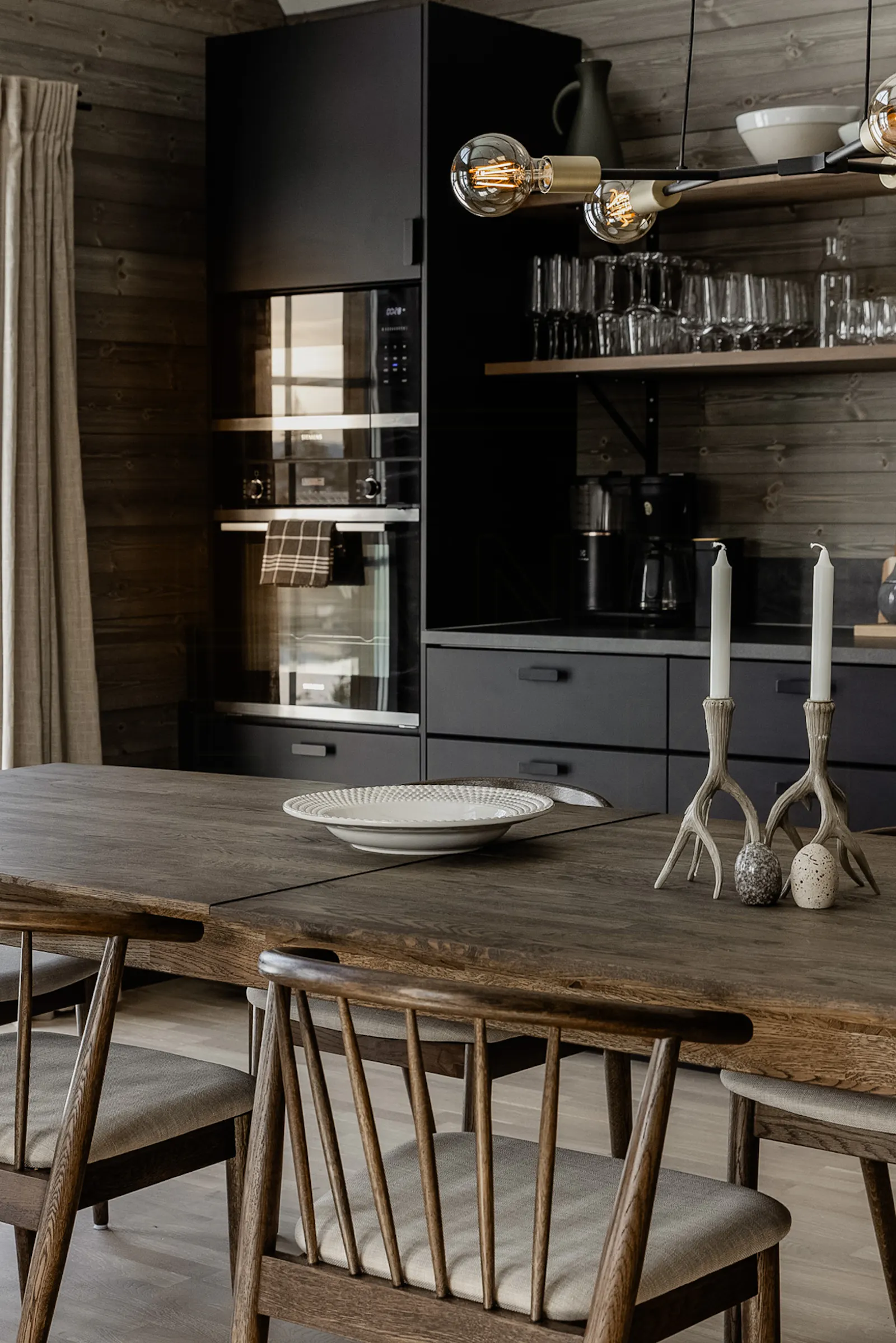 Modern stuga med ski in ski out i Idre Himmelfjäll – bild 8 av 24