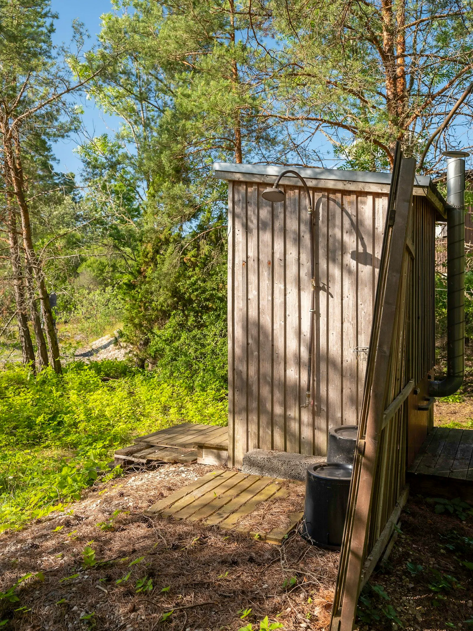 Stuga nära hav och raukfält på Gotland – bild 18 av 24