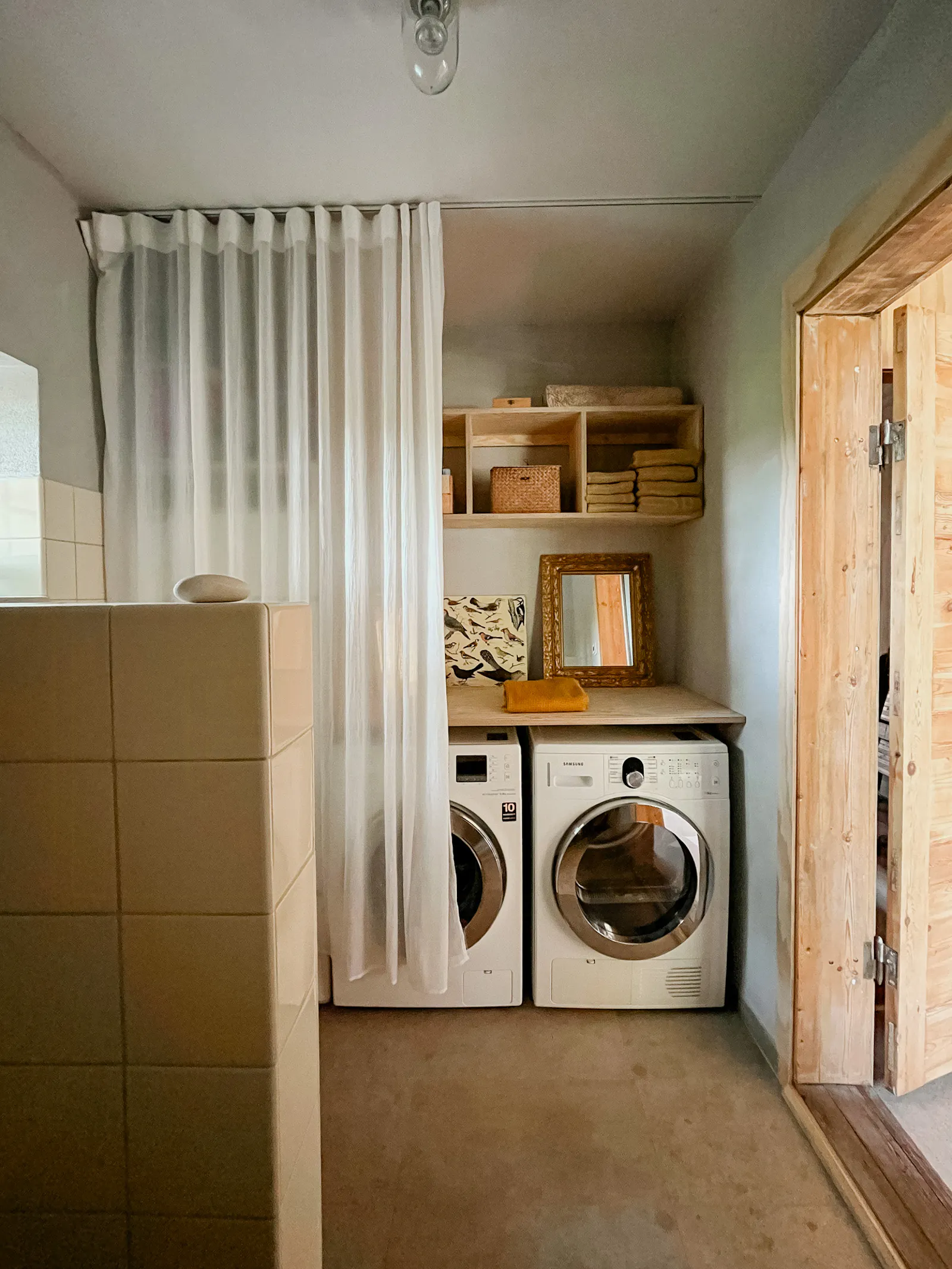 Designat hus med återbrukade detaljer i Österlen – bild 22 av 24