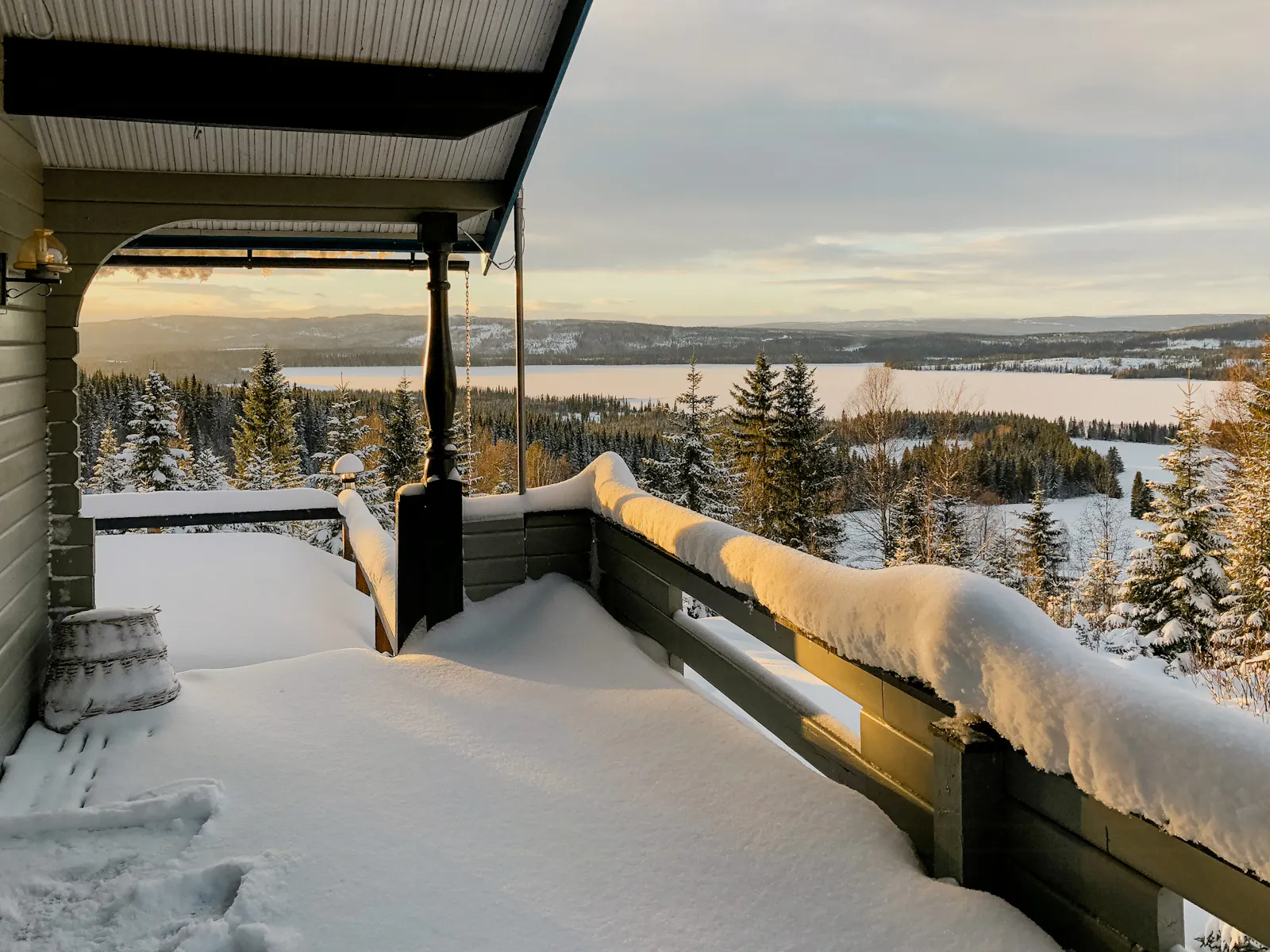 Fjällstuga med utsikt nära Duved och Åre – bild 10 av 16