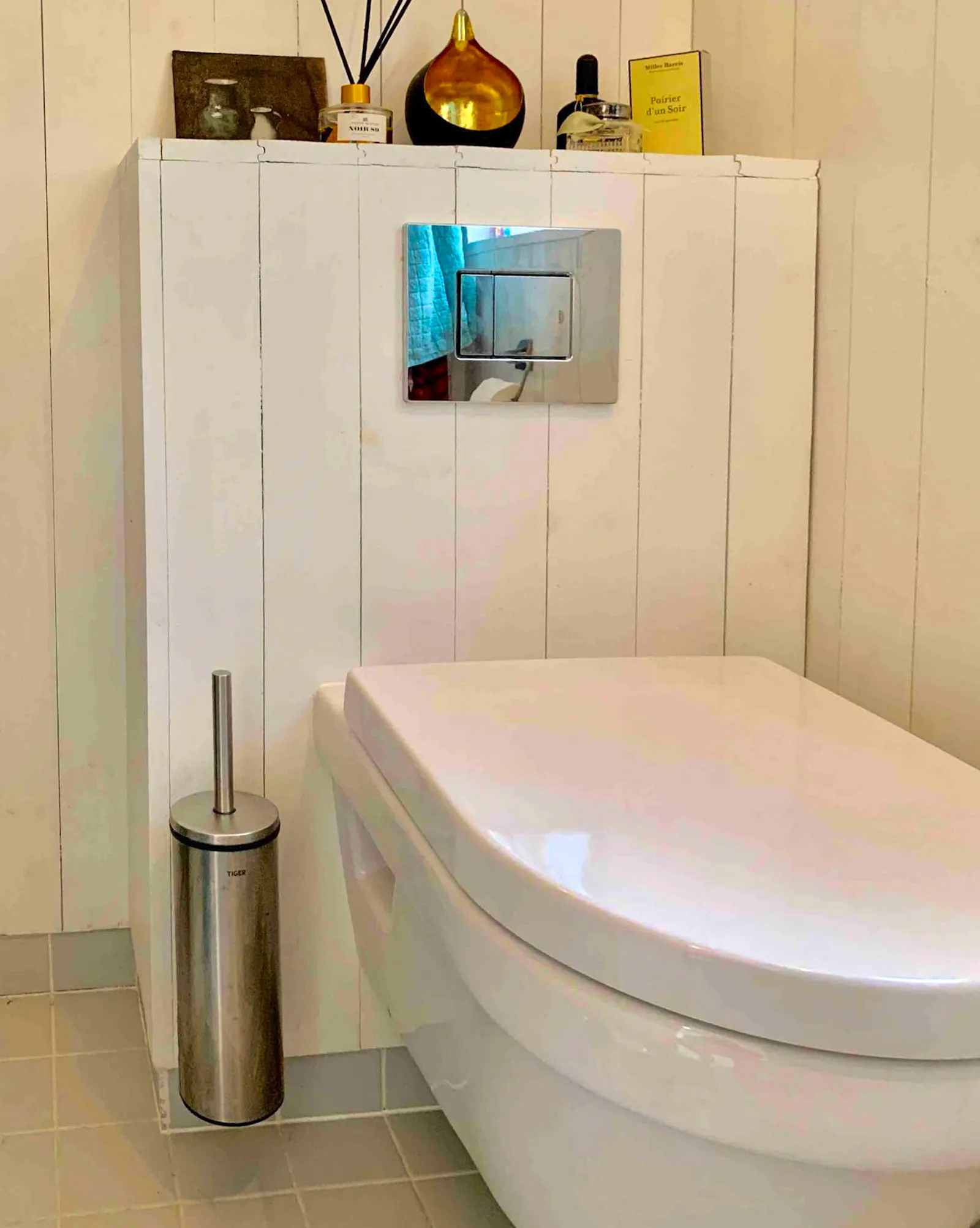 Modern stuga med bastu vid insjön i Bjäsäter – bild 12 av 24