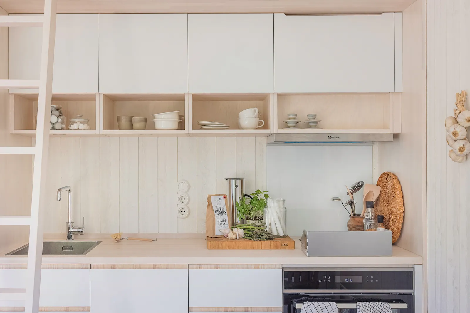 Modernt semesterhus nära havet i Ardre – bild 7 av 24