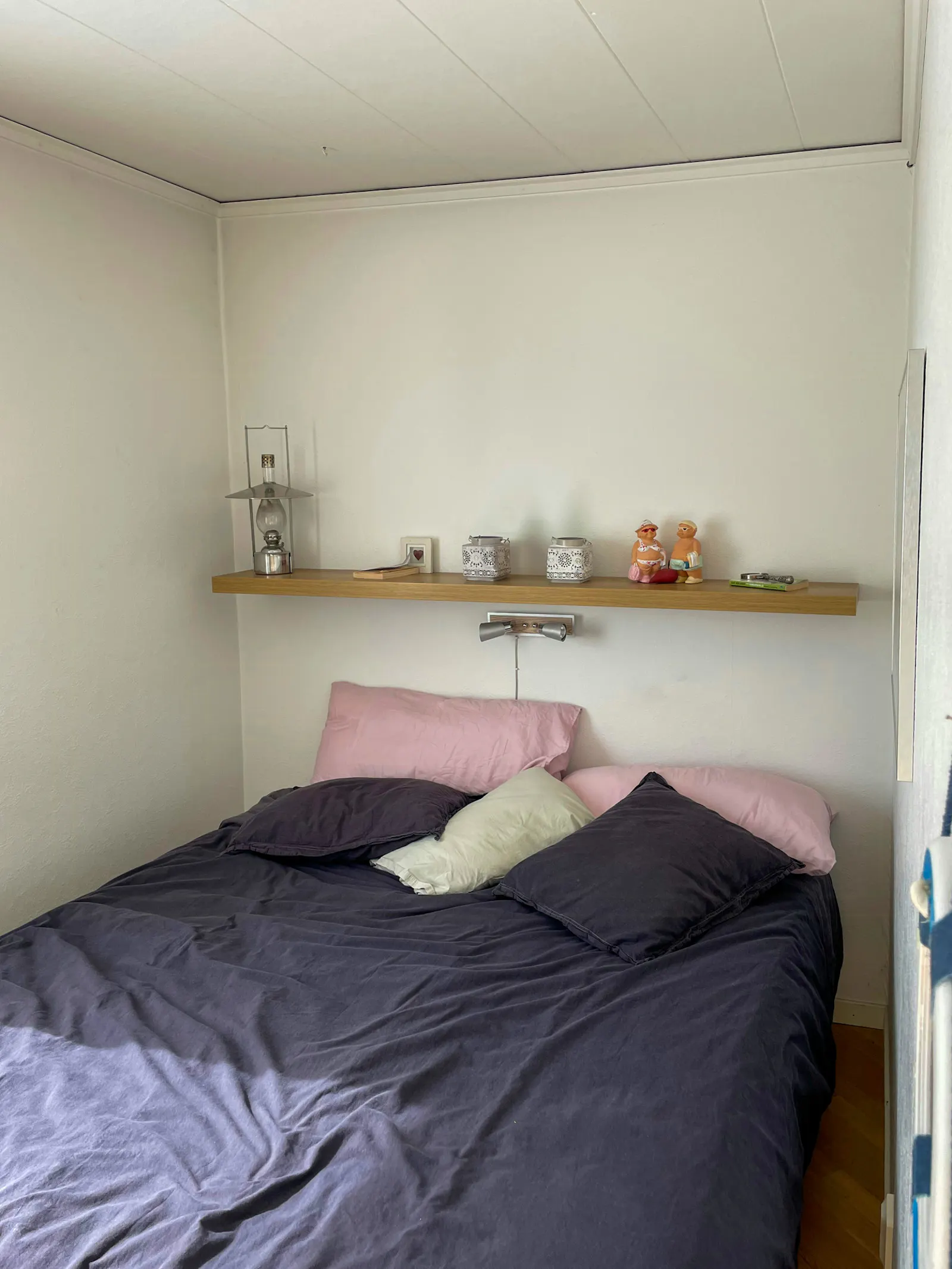 Bergshus med utsikt över Rönnängs skärgård – bild 20 av 24