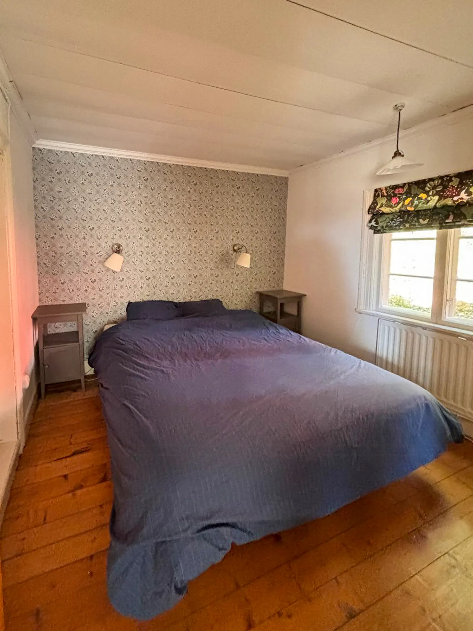 Timmerhus från 1800-talet vid ån i Gästrikland – bild 16 av 24