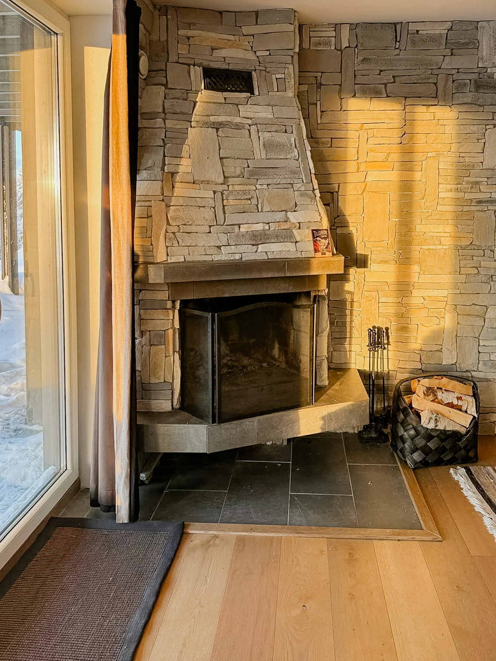 Modern ski lodge med bastu vid Åresjön – bild 10 av 24