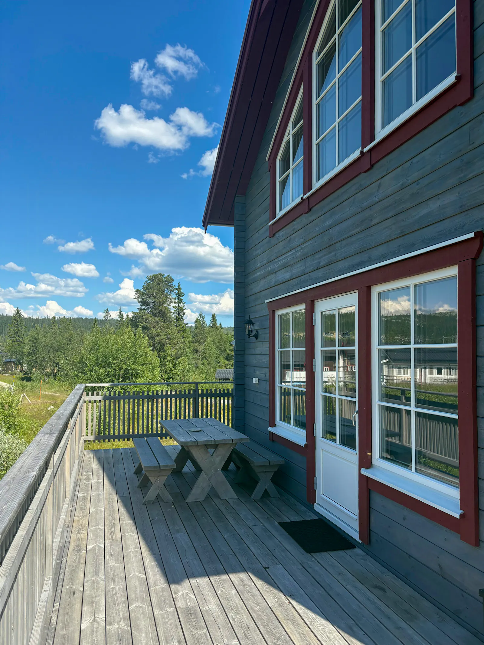 Fjällstuga med utsikt över Vemdalsskalets pister – bild 4 av 24