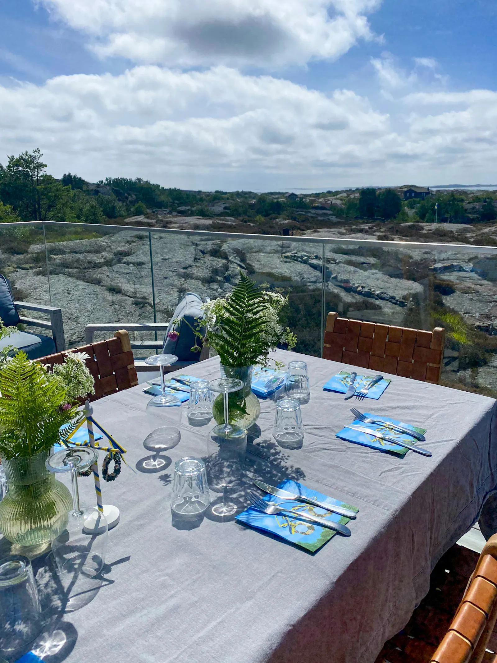 Havsnära hus med pool vid Hällevikstrand – bild 21 av 24