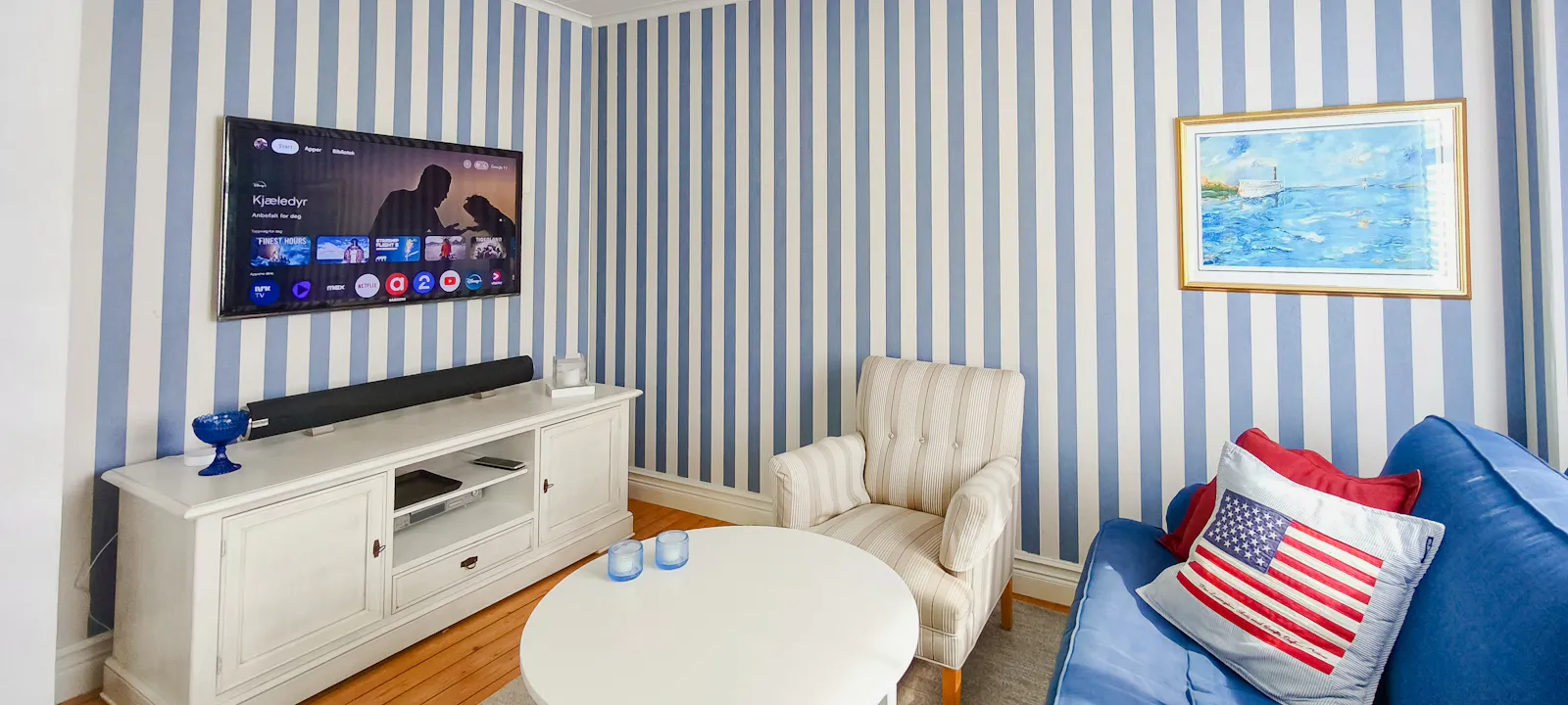 Semesterhus med pool på Hamburgsund – bild 11 av 24