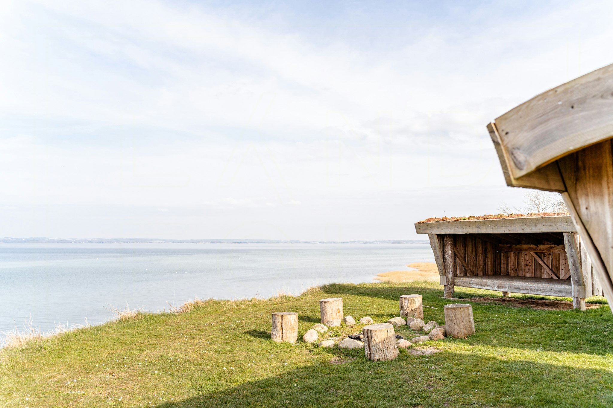 Summer houses with an outdoor shelter cover image
