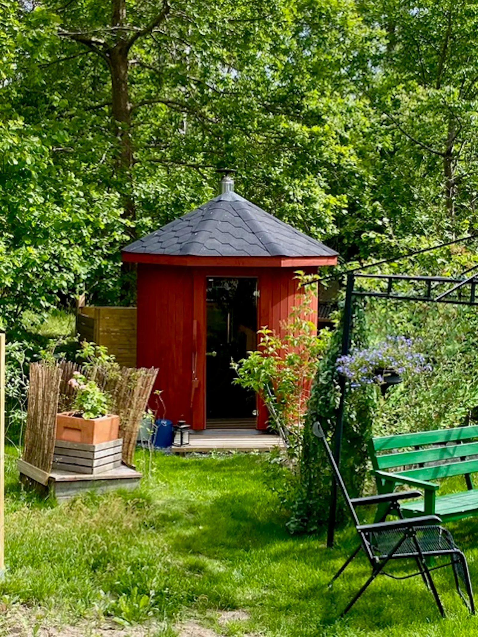 Stuga vid havet på Djurö – bild 3 av 22