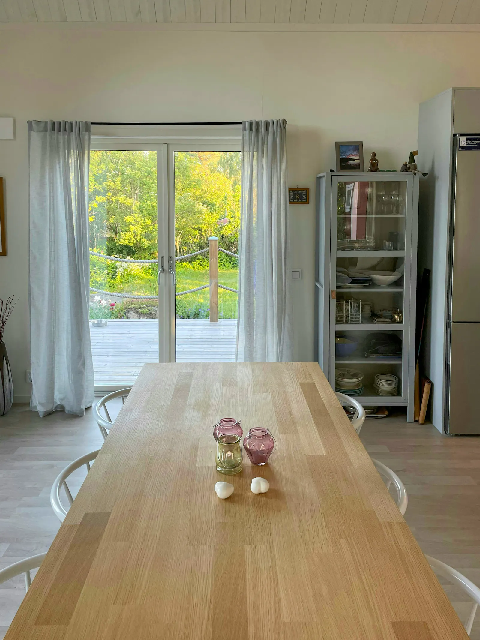 Nybyggt sommarhus vid badsjö i Sala – bild 11 av 24