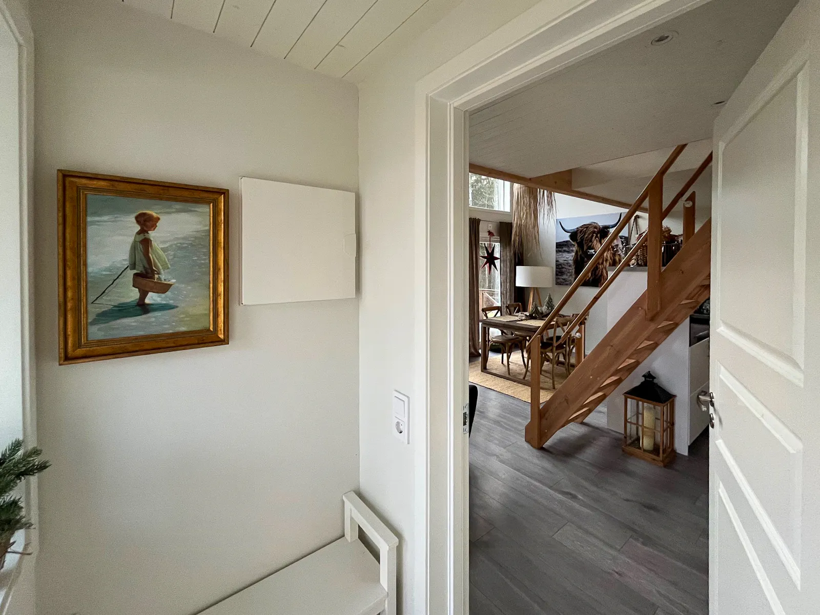 Modernt lofthus i skogen nära Gullabo – bild 23 av 24