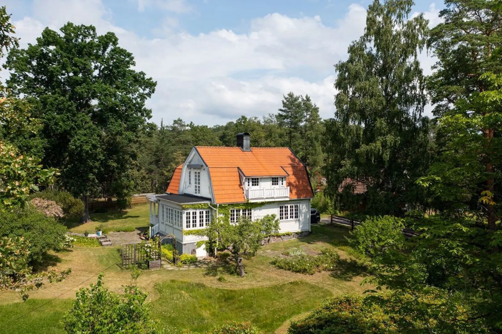 Sekelskiftsvilla vid Skogsö naturreservat – bild 22 av 23