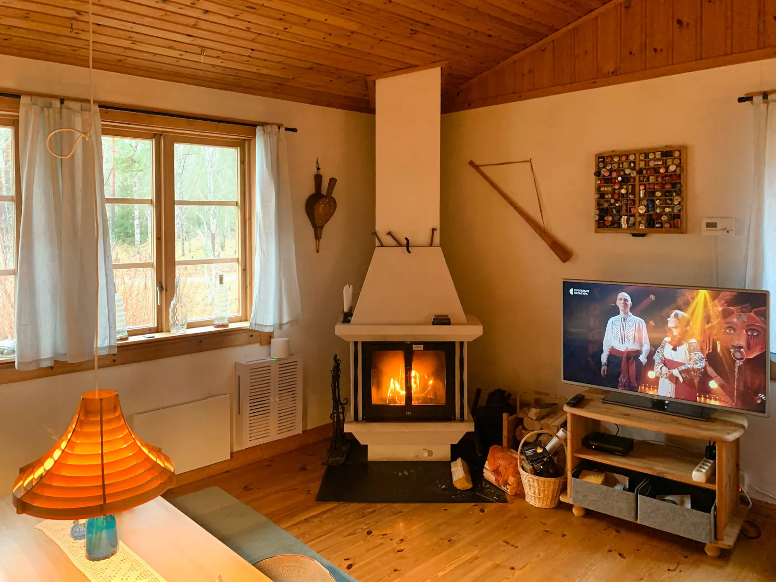 Charmigt hus på Vätö omgivet av lugn och skog – bild 9 av 24