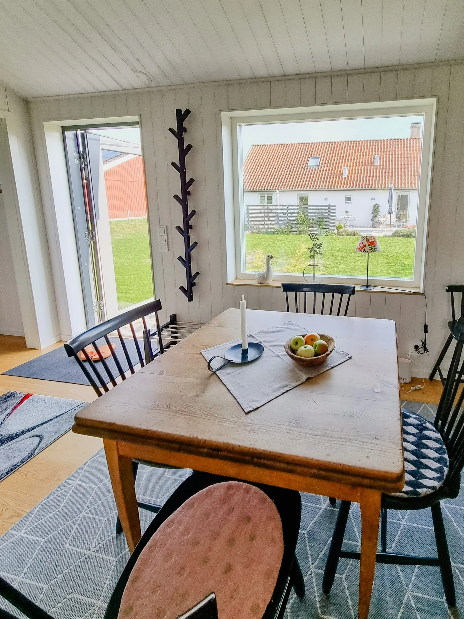 Modernt gästhus nära havet i Brösarp – bild 4 av 12