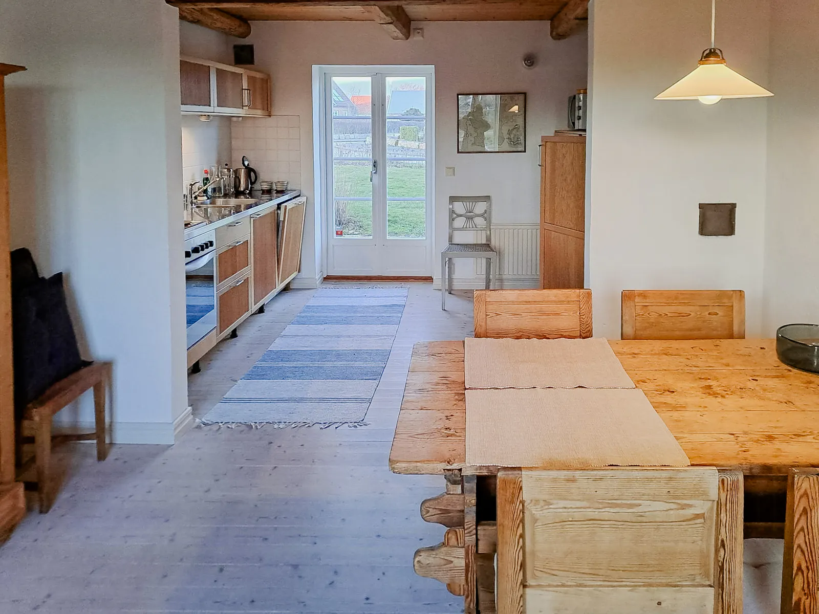 Hus vid kvarn i fiskeläget Brantevik – bild 6 av 11