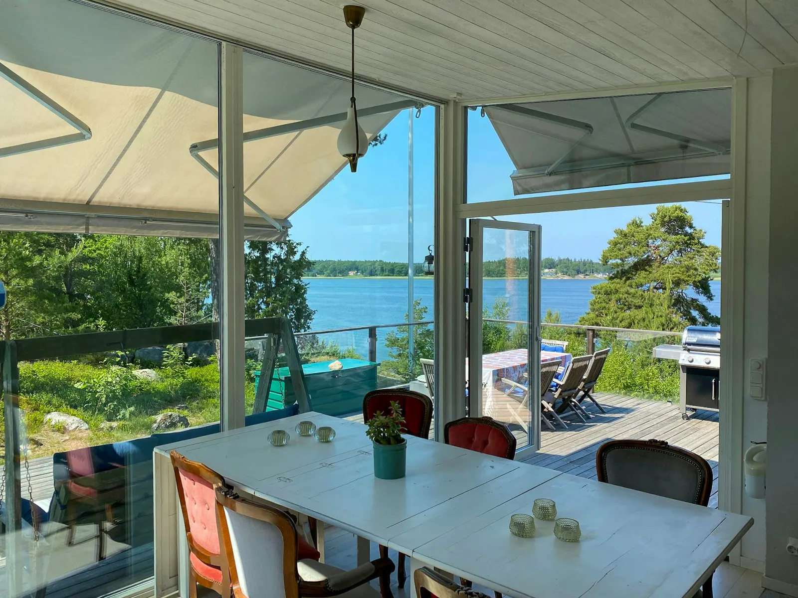 Tre hus med havsutsikt och bubbelpool – bild 9 av 24