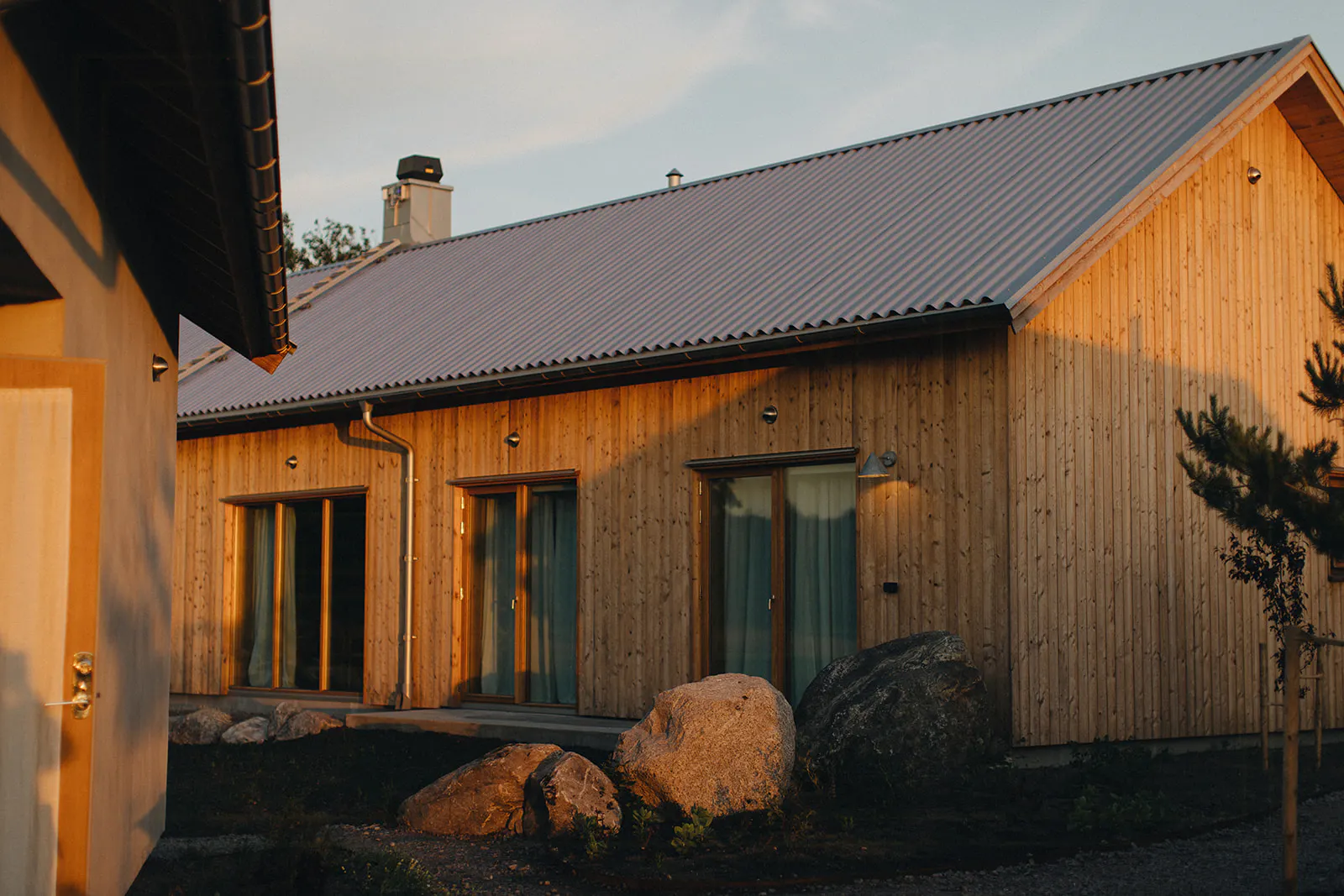 Elegant hus vid Tjurpannans naturreservat – bild 14 av 18