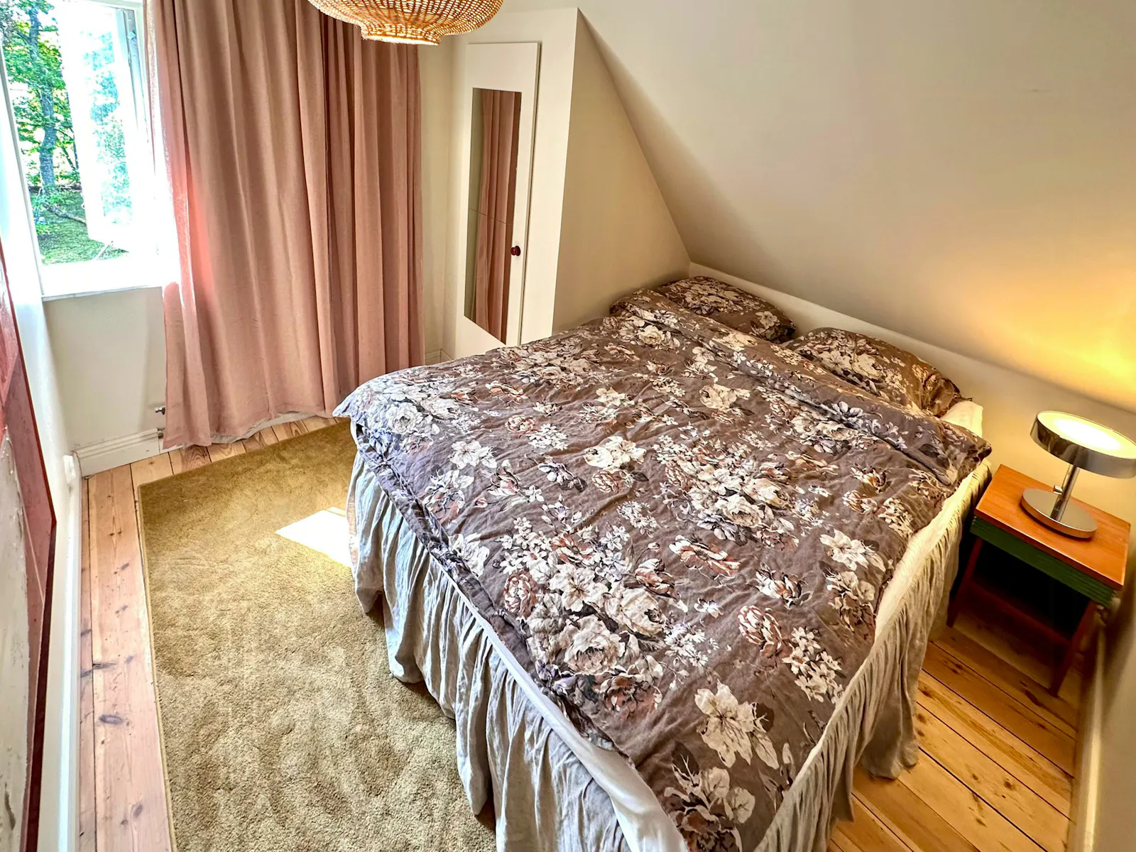 Rymlig villa nära havet i Rute – bild 23 av 24