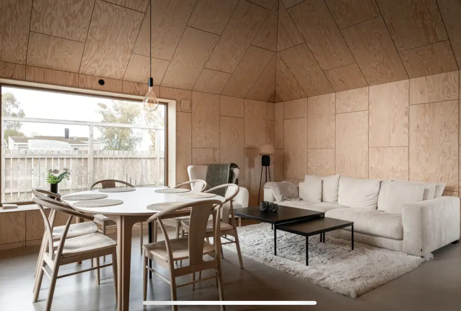 Modernt hus i Kivik med havsutsikt – bild 4 av 24