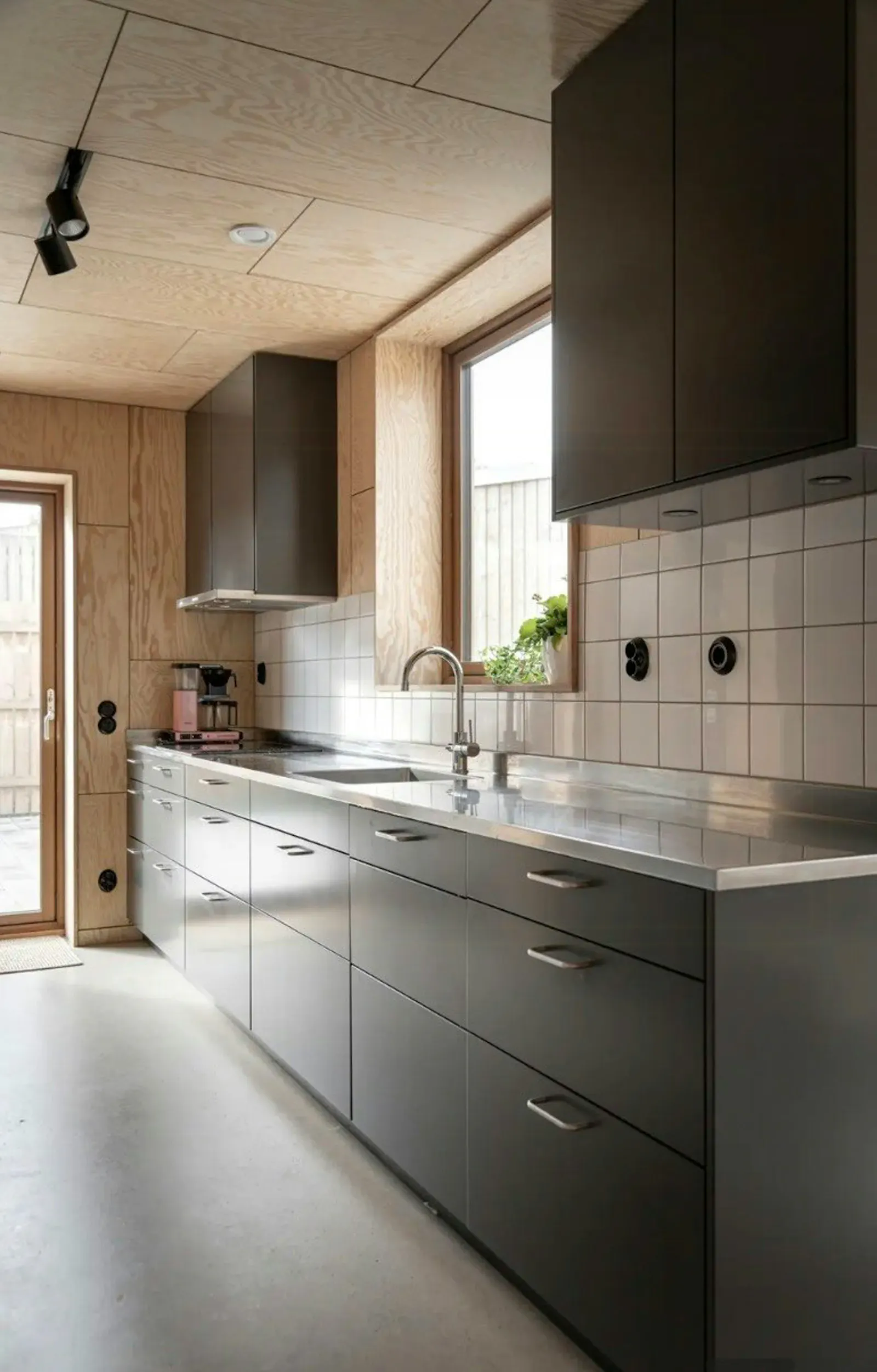 Modernt hus i Kivik med havsutsikt – bild 5 av 24