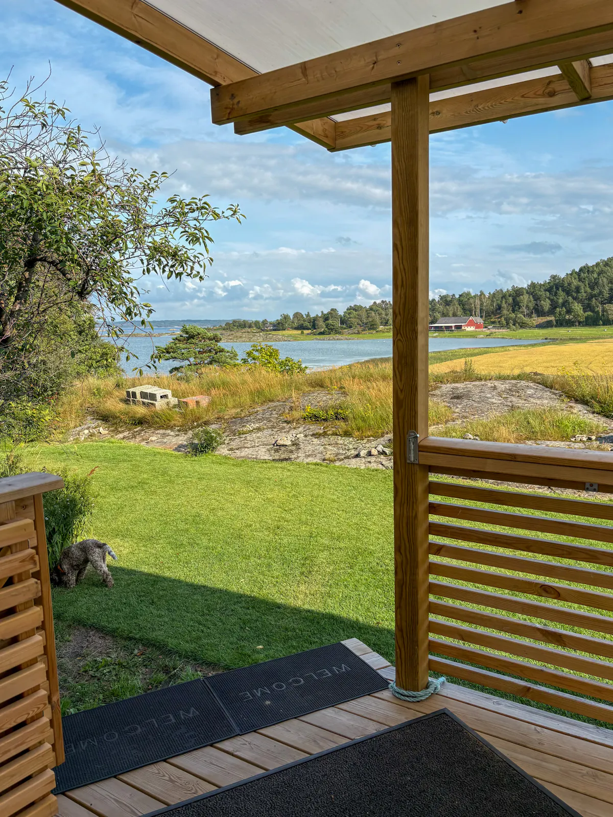 Havsnära stuga med utsikt över Tjörns skärgård