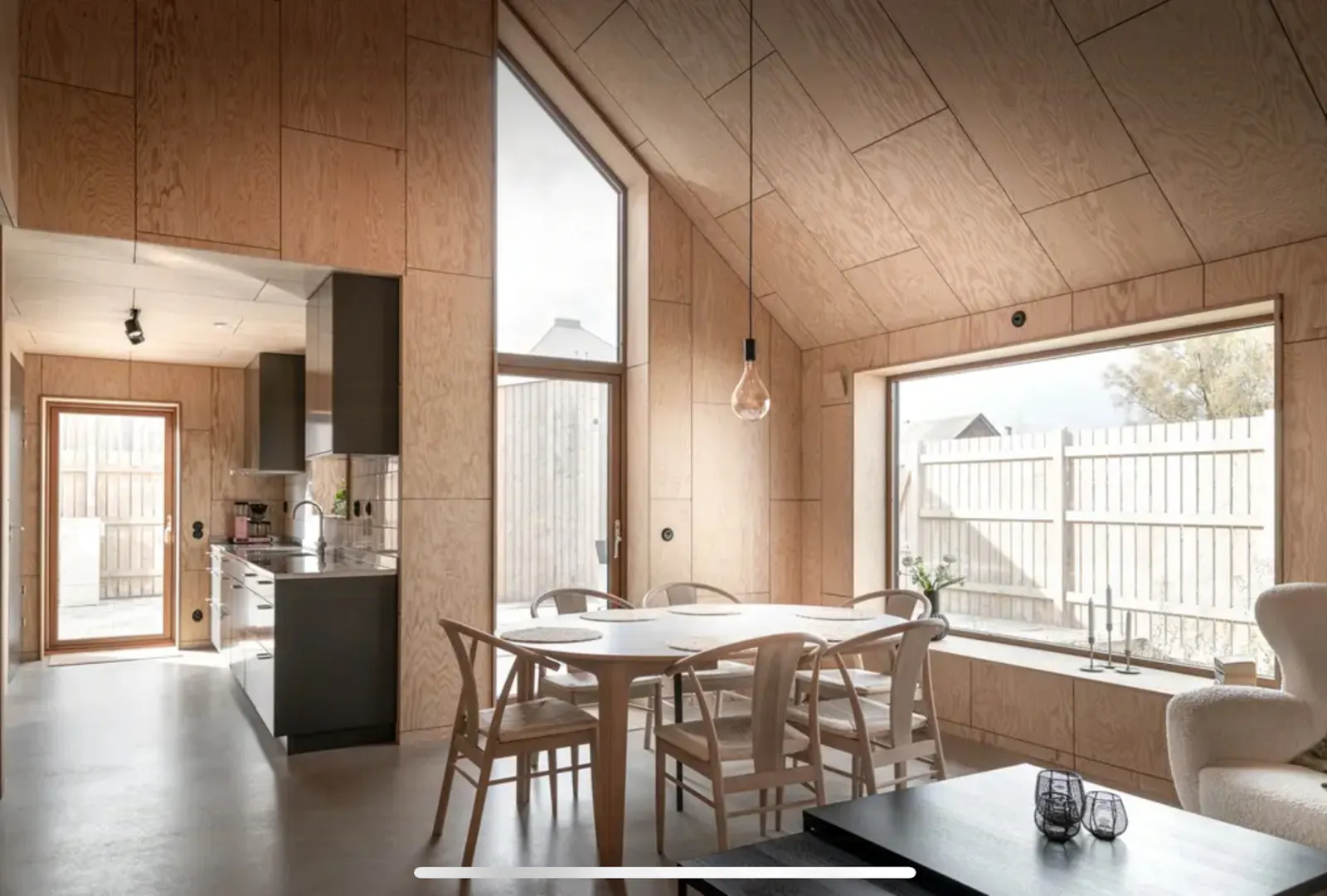 Modernt hus i Kivik med havsutsikt – bild 7 av 24